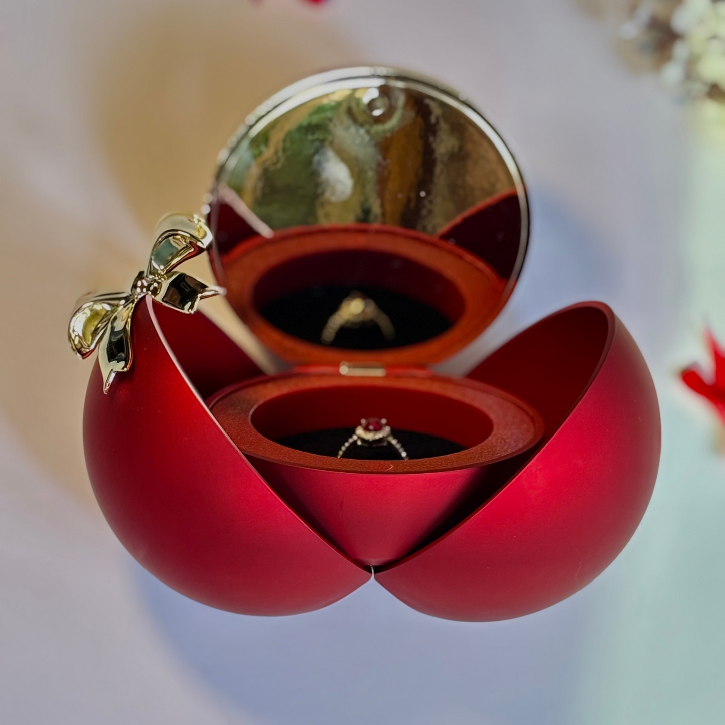 The Reveal Ball – A Gift with a Hidden Surprise